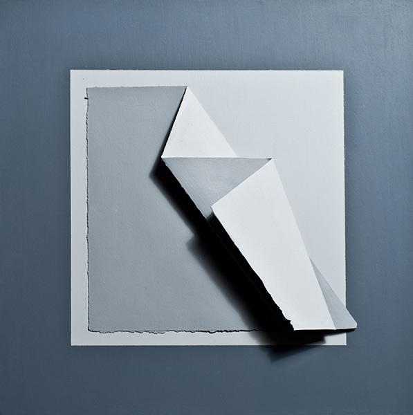 21-21-Grey-Folds